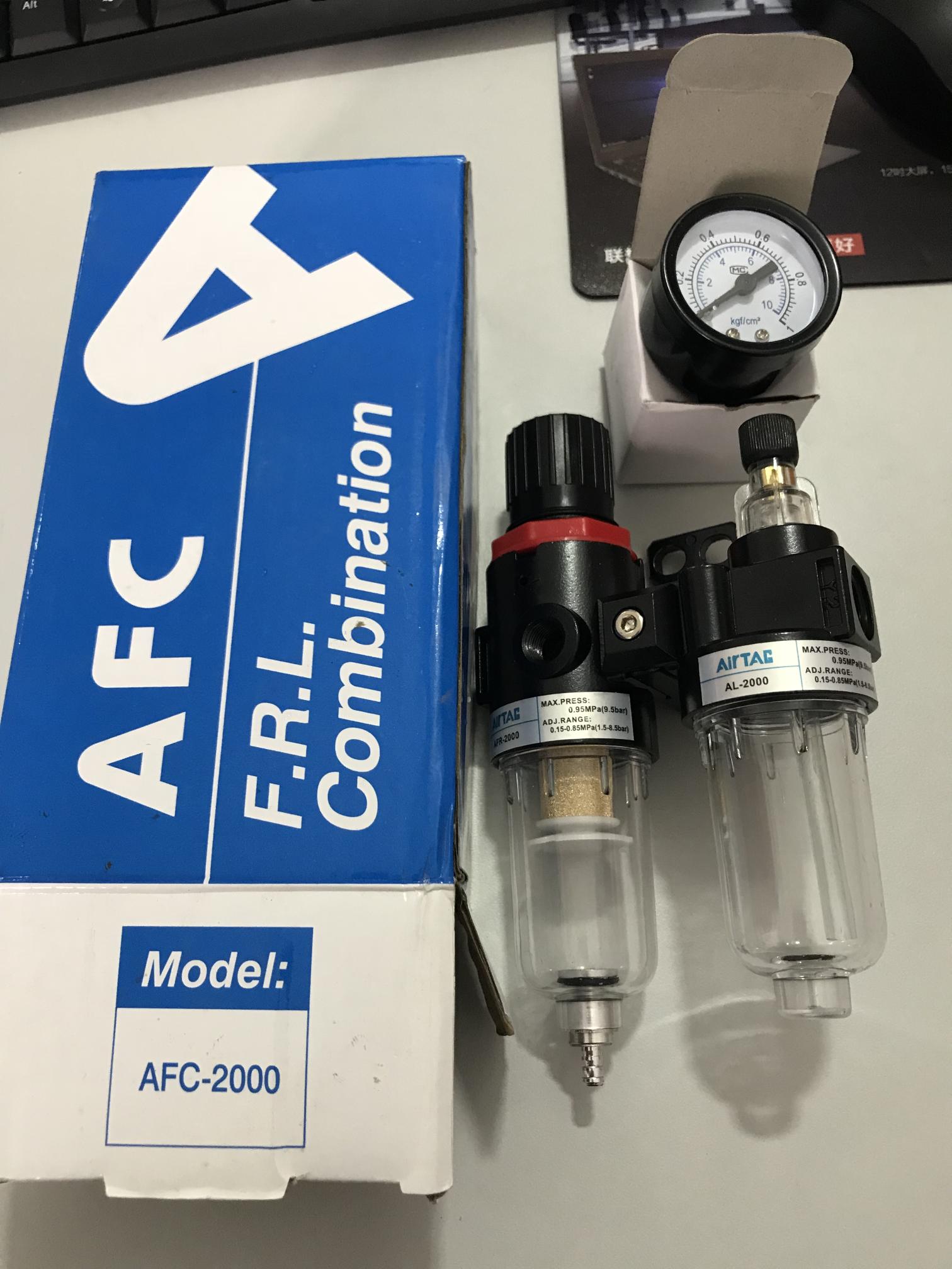 過濾空氣中的雜質(zhì)，調(diào)節(jié)氣源壓力，控制泵的流量